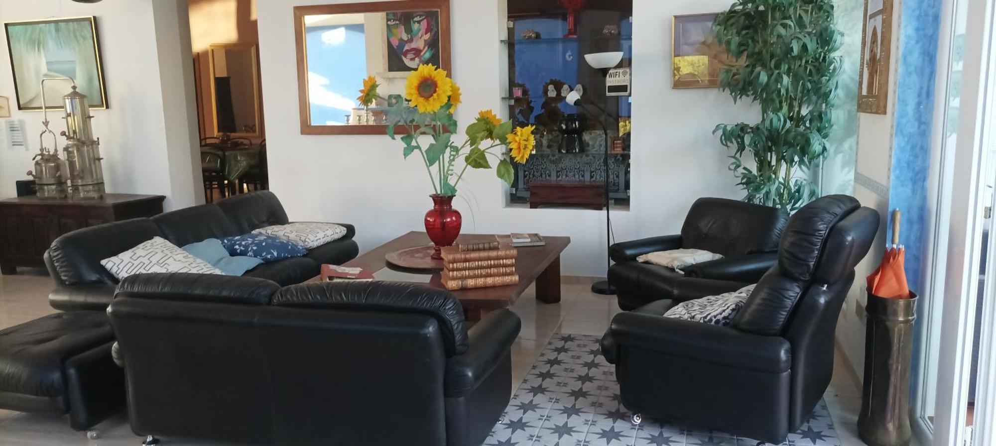 Hotel Casa Grande Constantina Exteriér fotografie